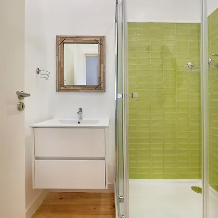 Inglesinhos - Castelo リスボン