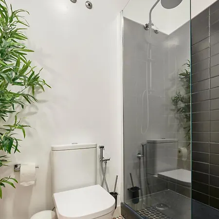 Inglesinhos - Castelo * Lisbona