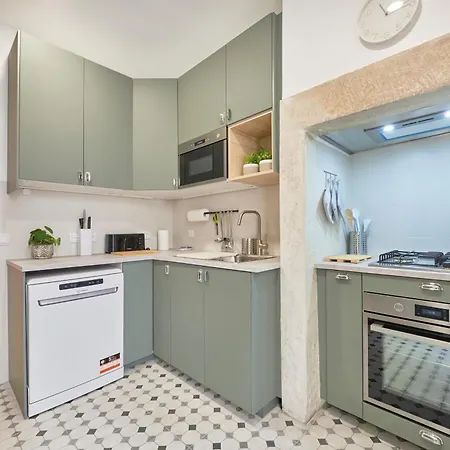 Inglesinhos - Castelo * Лиссабон